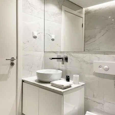 Апартаменты Guestready - Luxury With Private Terrace In Lapa Лиссабон