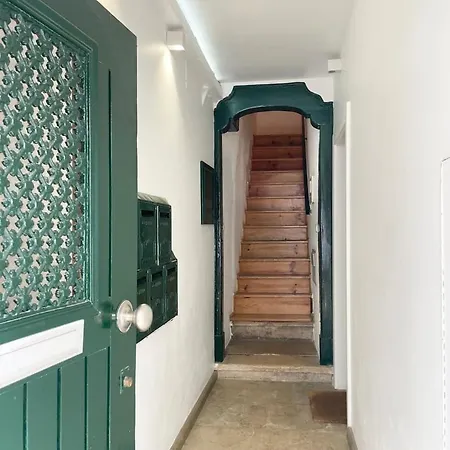 Guestready - Luxury With Private Terrace In Lapa Апартаменты Лиссабон